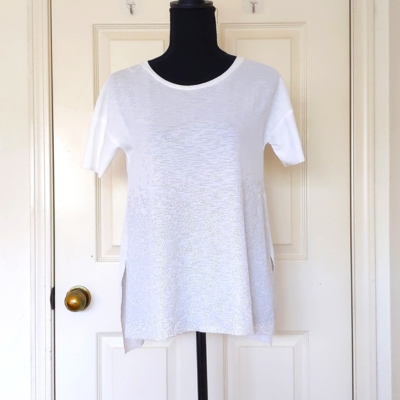 NWT. Zara Cream White Short Sleeve Blouse w/front sparkle design and raw edges. - Picture 4 of 5